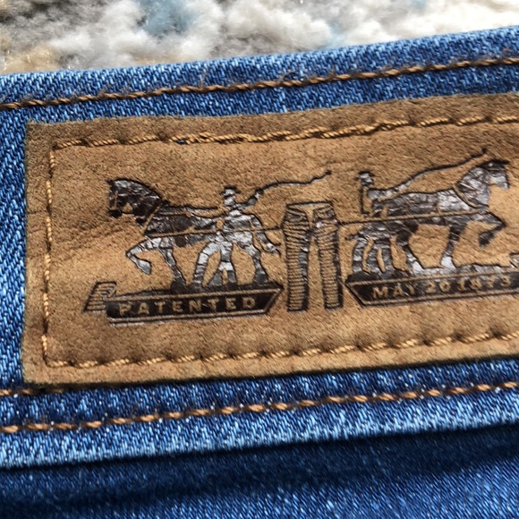 Levi’s size 6 P so comfy look great on. Great condition - Picture 3 of 11